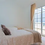 Felicidad Villa