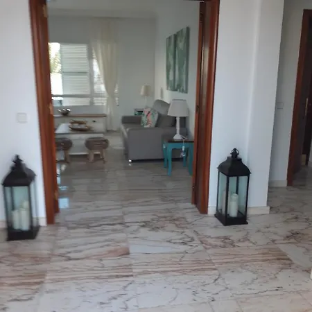 Felicidad Villa