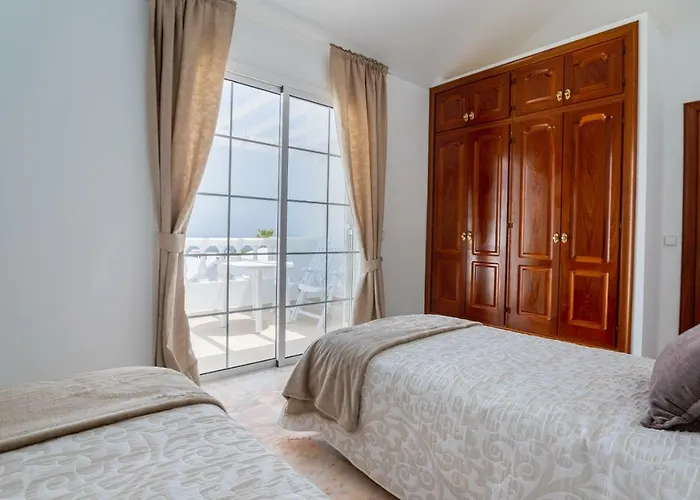 Felicidad * بويرتو ذيل كارمين